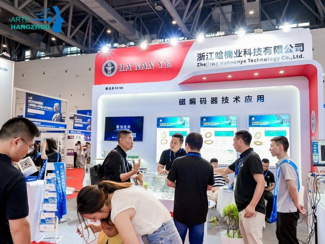 人形机器人展览会 (21).jpg